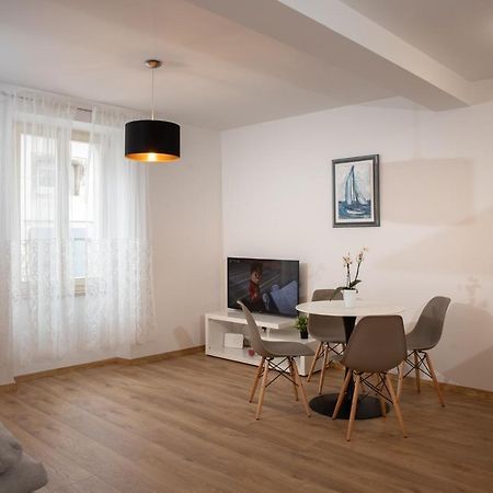 Apartments And Rooms Luan Rovinj Bagian luar foto