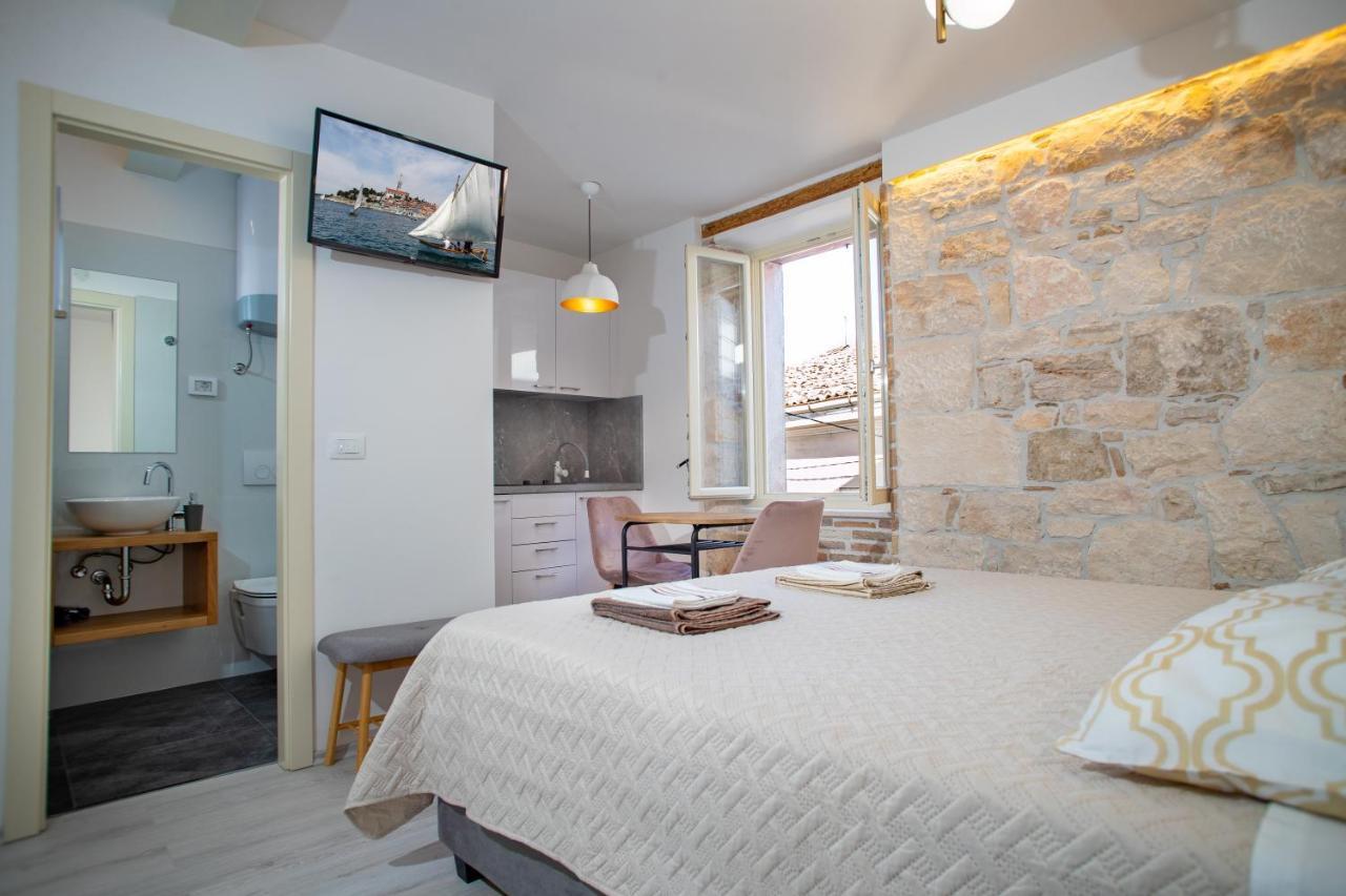 Apartments And Rooms Luan Rovinj Bagian luar foto