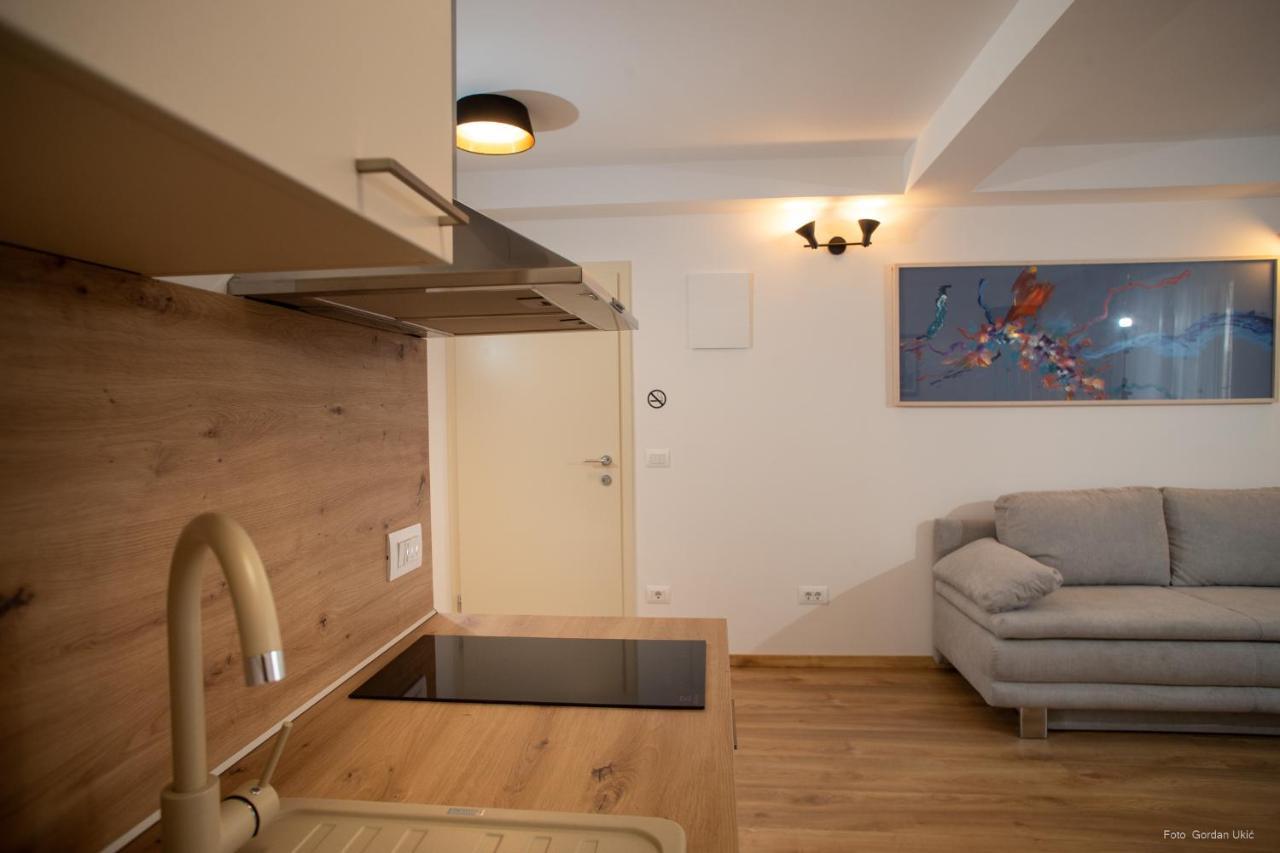 Apartments And Rooms Luan Rovinj Bagian luar foto